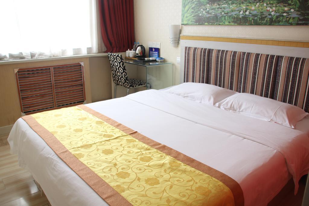 Super 8 Hotel Beijing Shijingshan Jiujiuyuan Szoba fotó