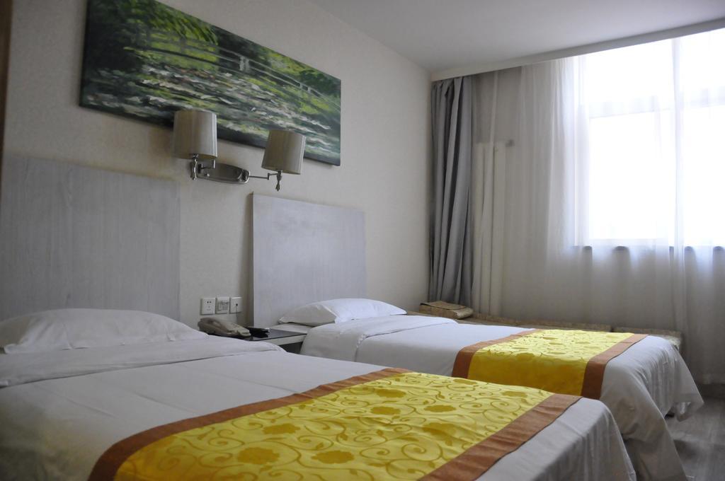 Super 8 Hotel Beijing Shijingshan Jiujiuyuan Szoba fotó
